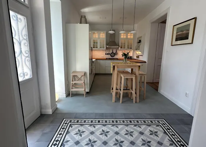 Pelso Luxury וילה